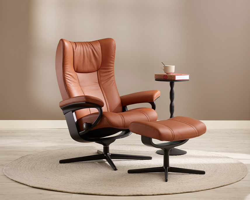 Brun läderfåtölj från Stressless