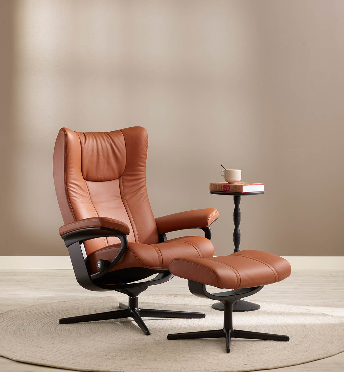 Brun läderfåtölj från Stressless