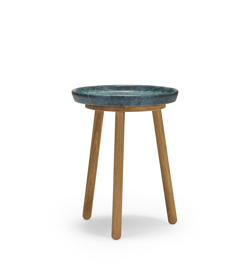 TUREEN Satsbord Massiv ek Naturell olja. Ø38 cm. Verde Alpi.