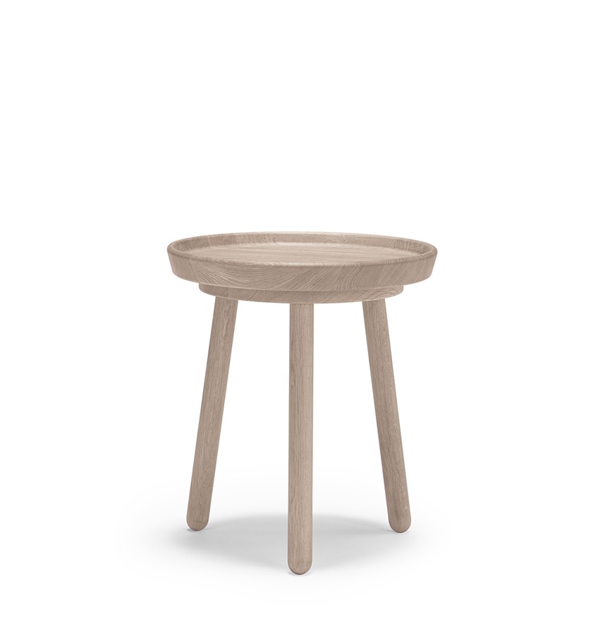 TUREEN Satsbord Massiv ek Vitolja. Ø38 cm.