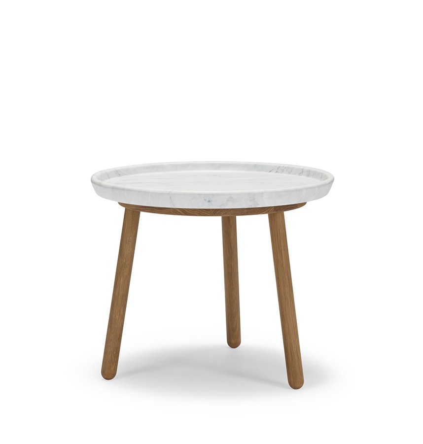 TUREEN Satsbord Massiv ek Naturell olja. Ø52 cm. Carrara.