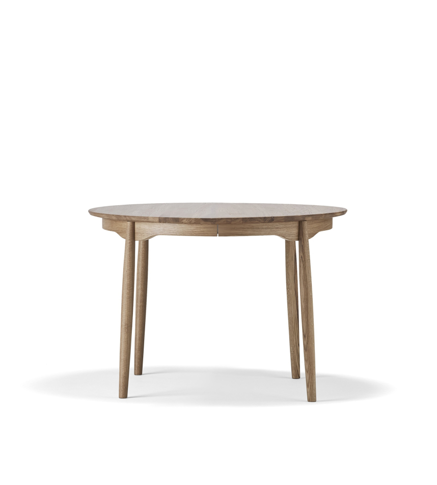 CARL Matbord Massiv ek naturell olja. Delbart.