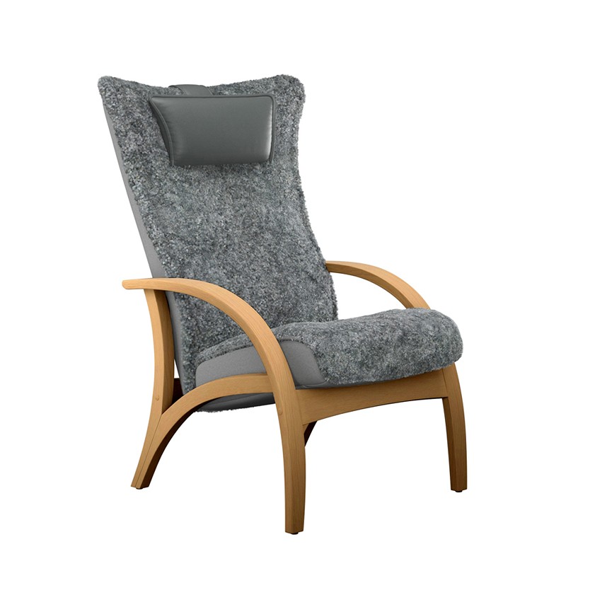 DELTA ADVENTURE ORGINAL Fåtölj Fårskinn Scandinavian Grey. Massiv ek Oljad.