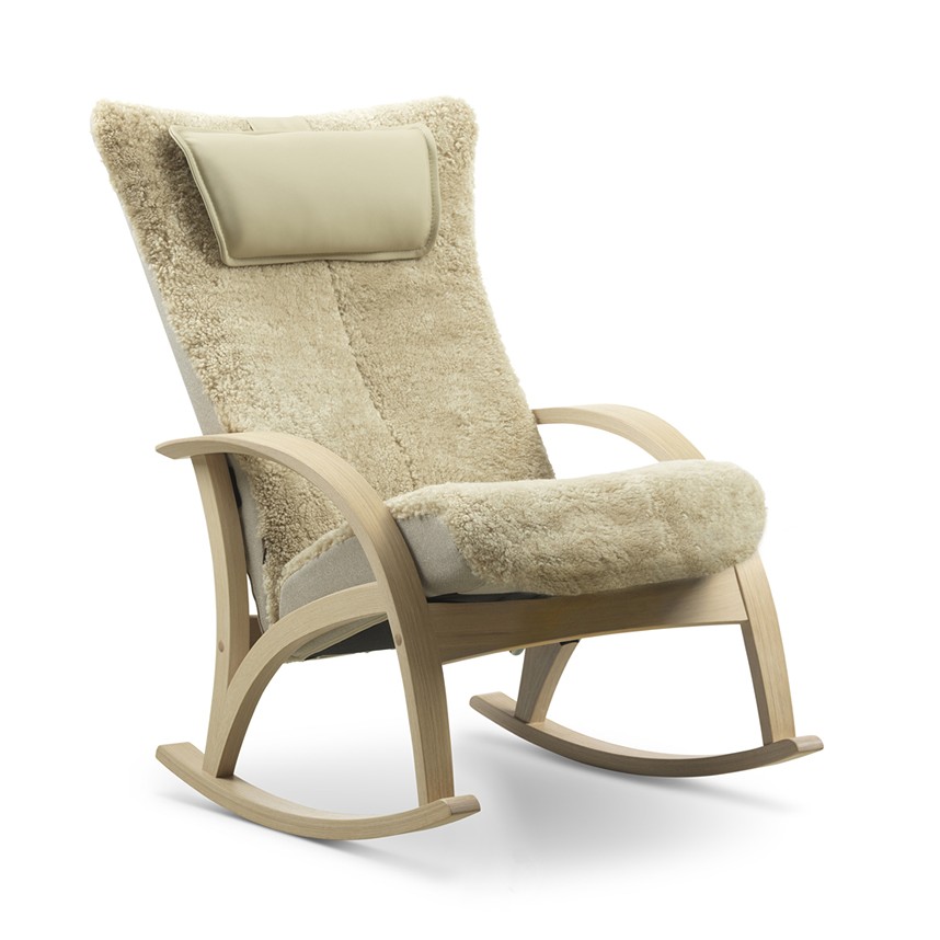 DELTA COMFORT ORGINAL Fåtölj Fårskinn Scandinavian Blond. Massiv ek Vitoljad.