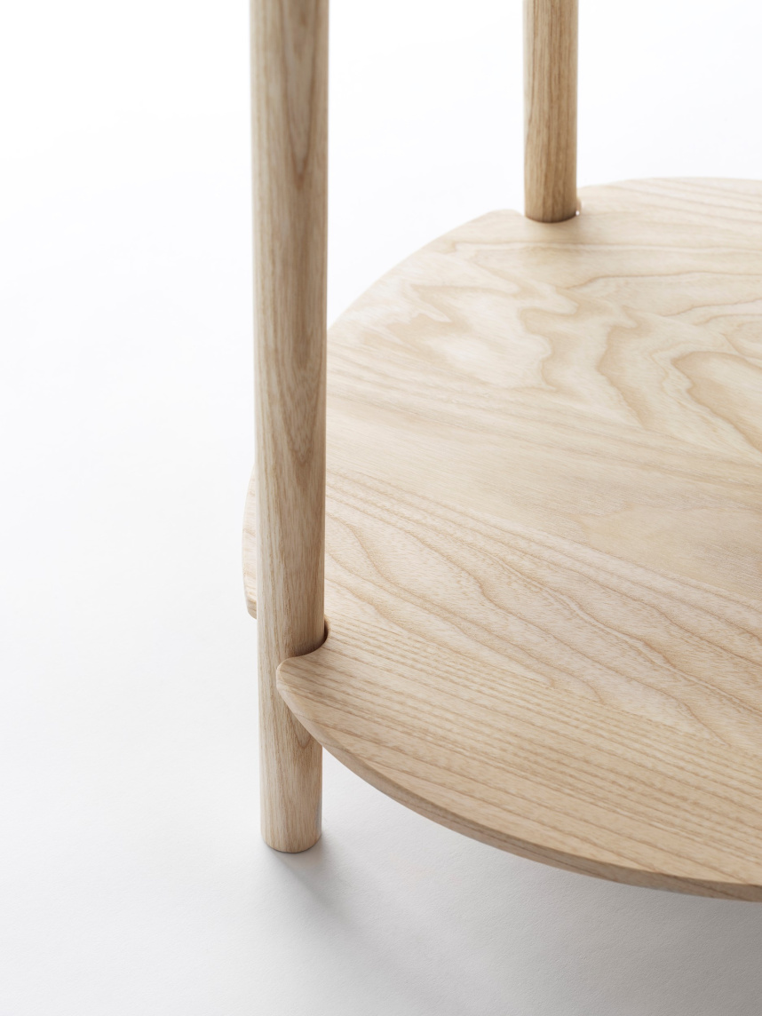 LUNARIA MEDIUM Soffbord Massiv Ask Oljad