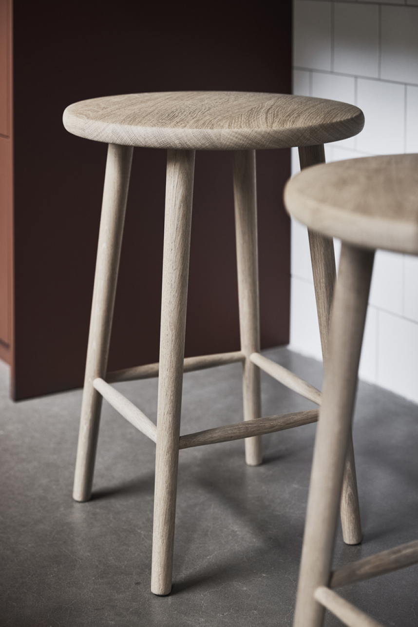 MISS BUTTON Barpall Massiv Ek Vitolja