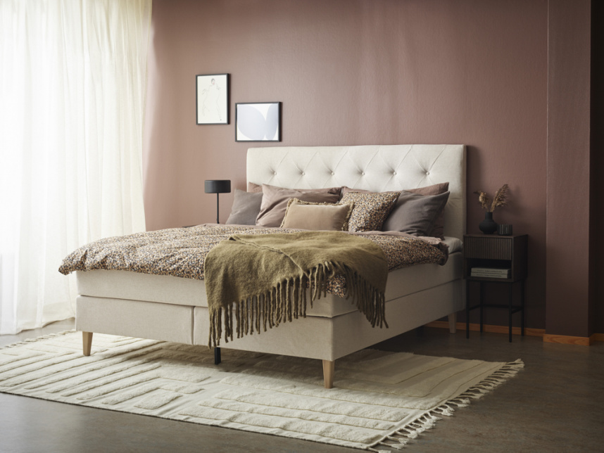 VISBY Kontinentalsäng 180x200 cm Medium/Medium inkl. gavel, bäddmadrass & ben. Tyg Nordic Linen.