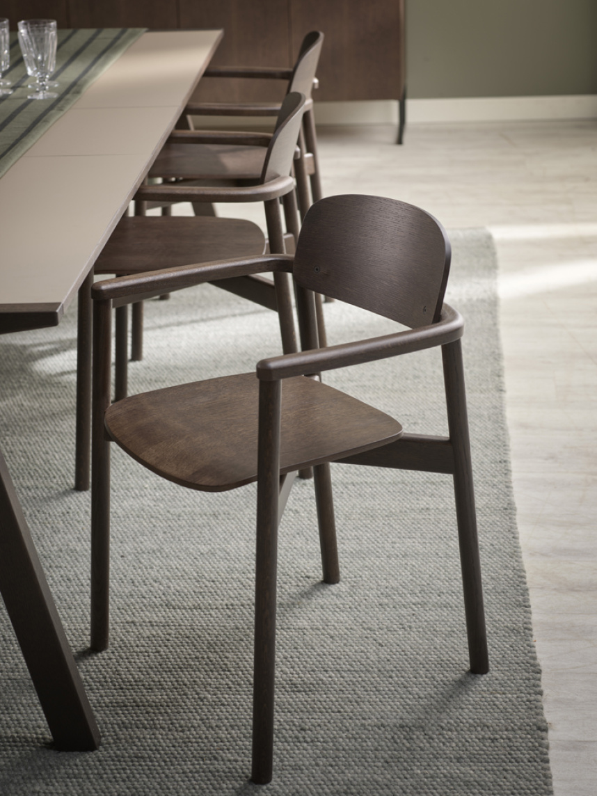 SM842 Stol Ek Brunbetsad