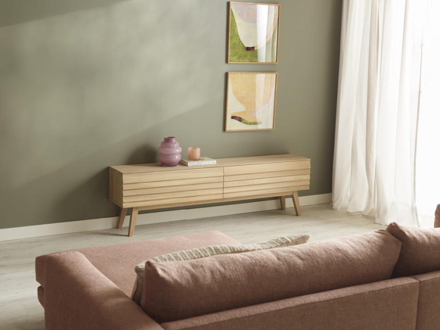 PERSIENN Mediabänk Massiv Ek Vitoljad