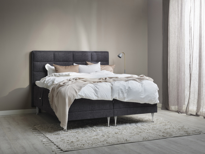 MOON 301 Ställbar säng 180x200 cm Medium/Fast inkl. bäddmadrass & ben. Gavel Tegel. Tyg Bella Grafitt.