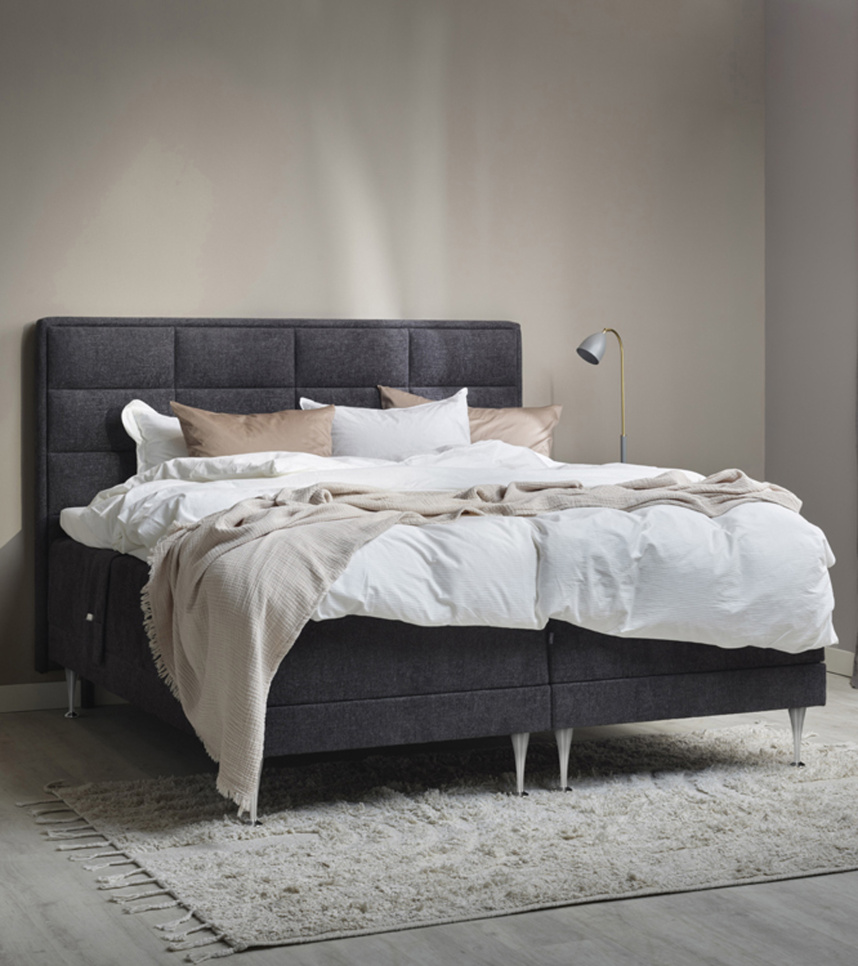 MOON 301 Ställbar säng 180x200 cm Medium/Fast inkl. bäddmadrass & ben. Gavel Tegel. Tyg Bella Grafitt.