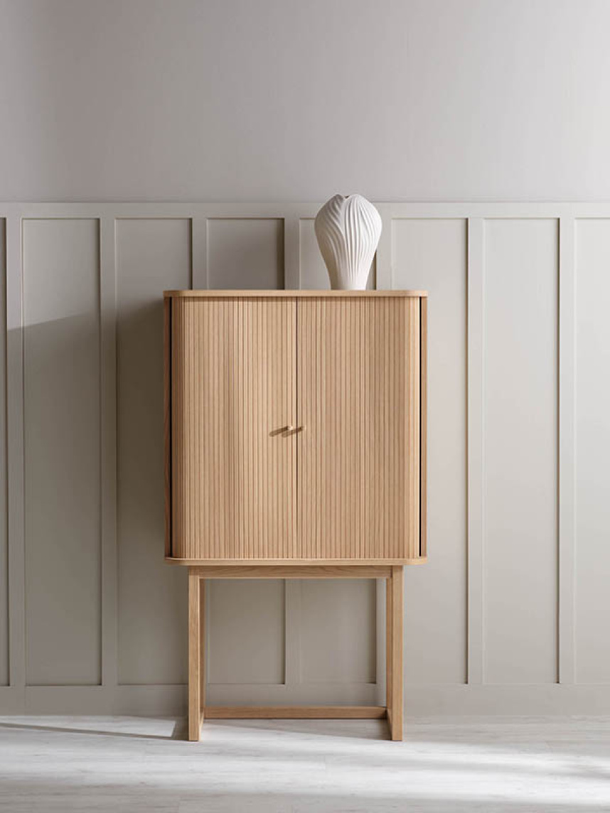 MILA Skåp Ekfanér Vitpigmenterad Lack