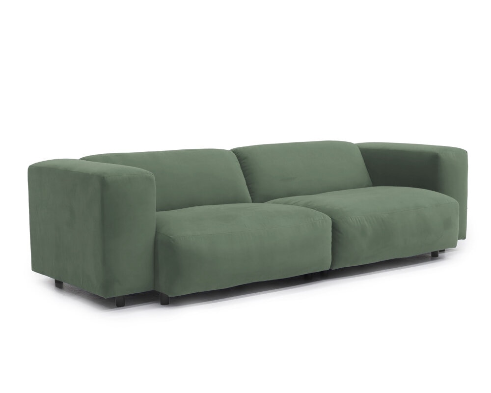 En soffa som kombinerar ungdomlig stil med modern elegans med form och färg